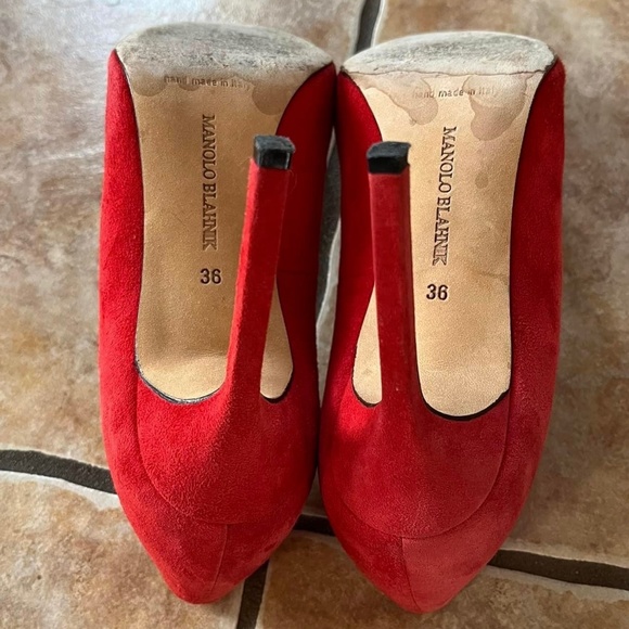 Manolo Blahnik Red Heels - Picture 10 of 11